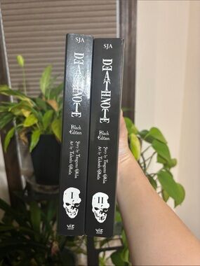 Death Note Black Edition Volumes I & II - Black